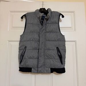 Gap Kids Boys Gray Black Quilted Puffer Vest Size XL 12 14